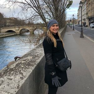 Meet your Posher, Kiera